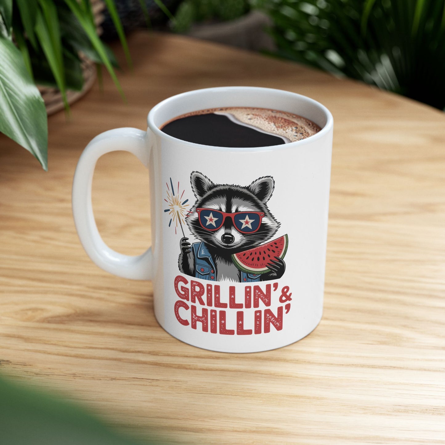4th of July Mug - Grillin' & Chillin' Racoon
