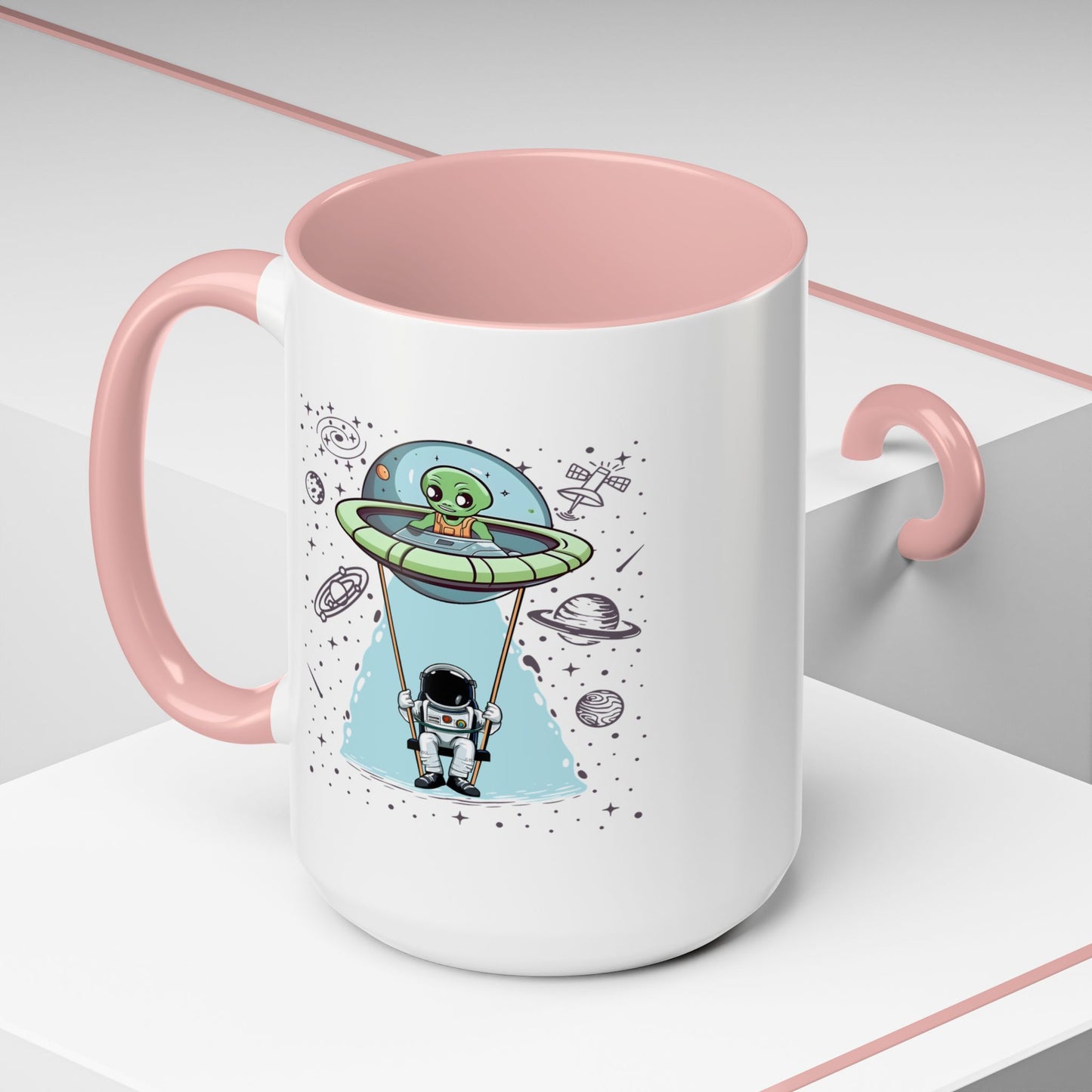 Alien Mug - Alien And Astronaut