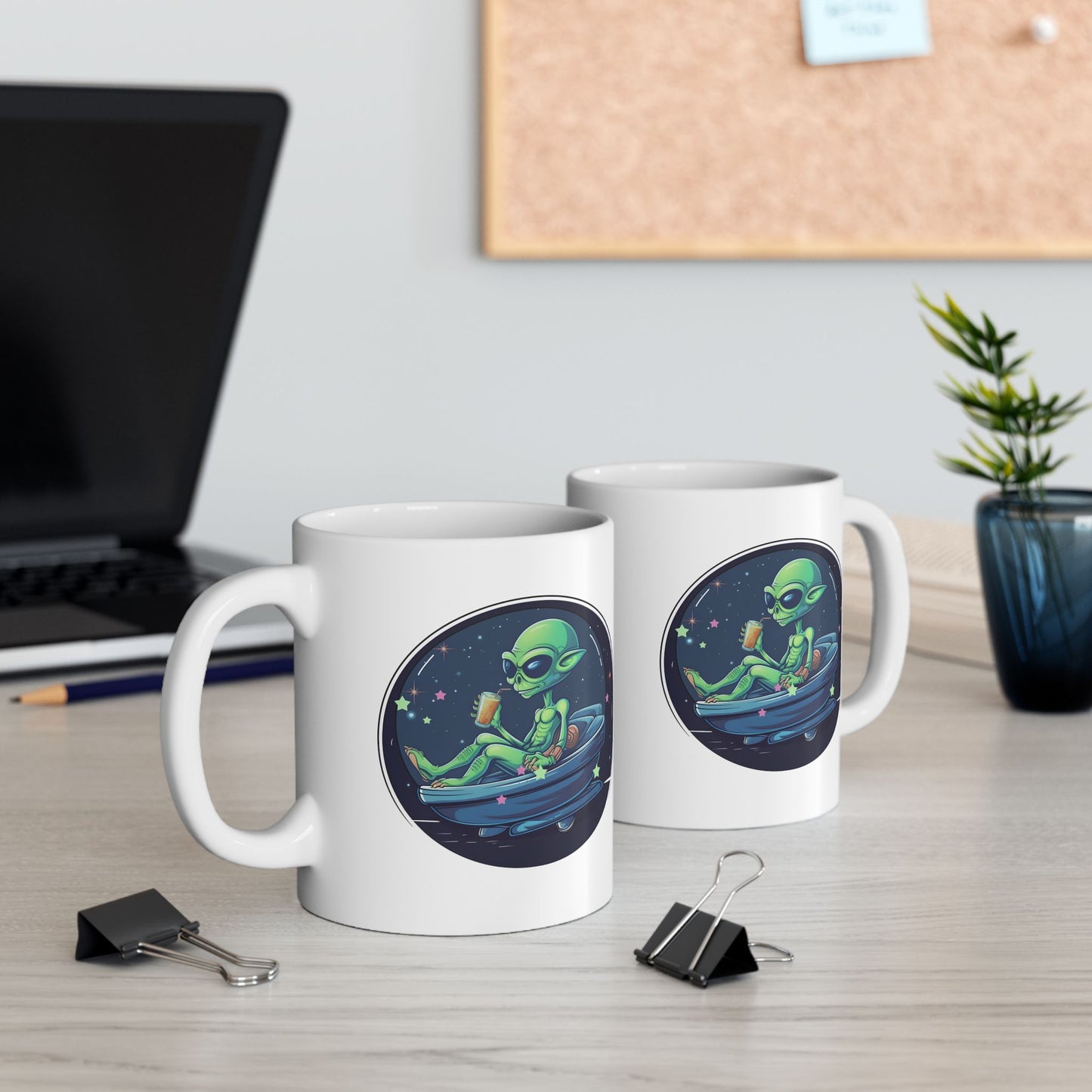 Alien Mug - Cruising Alien