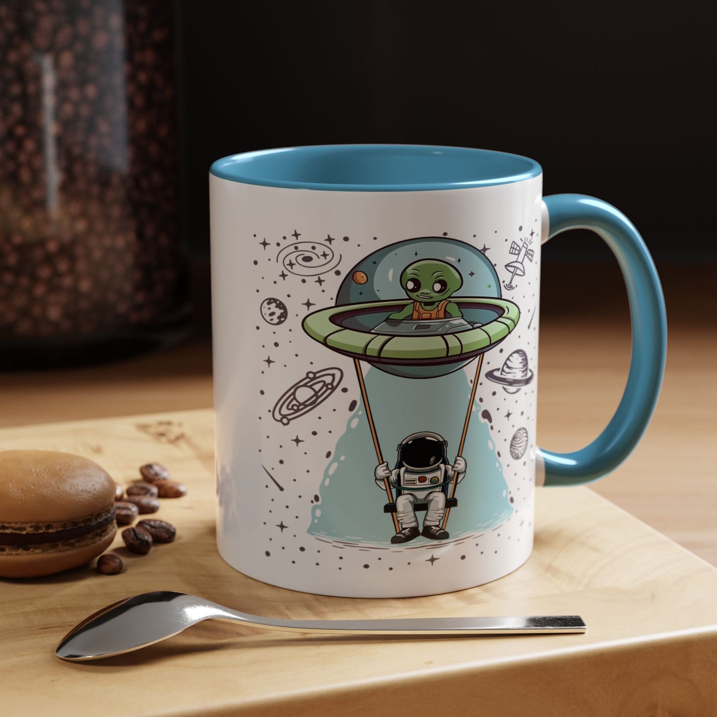 Alien Mug - Alien And Astronaut