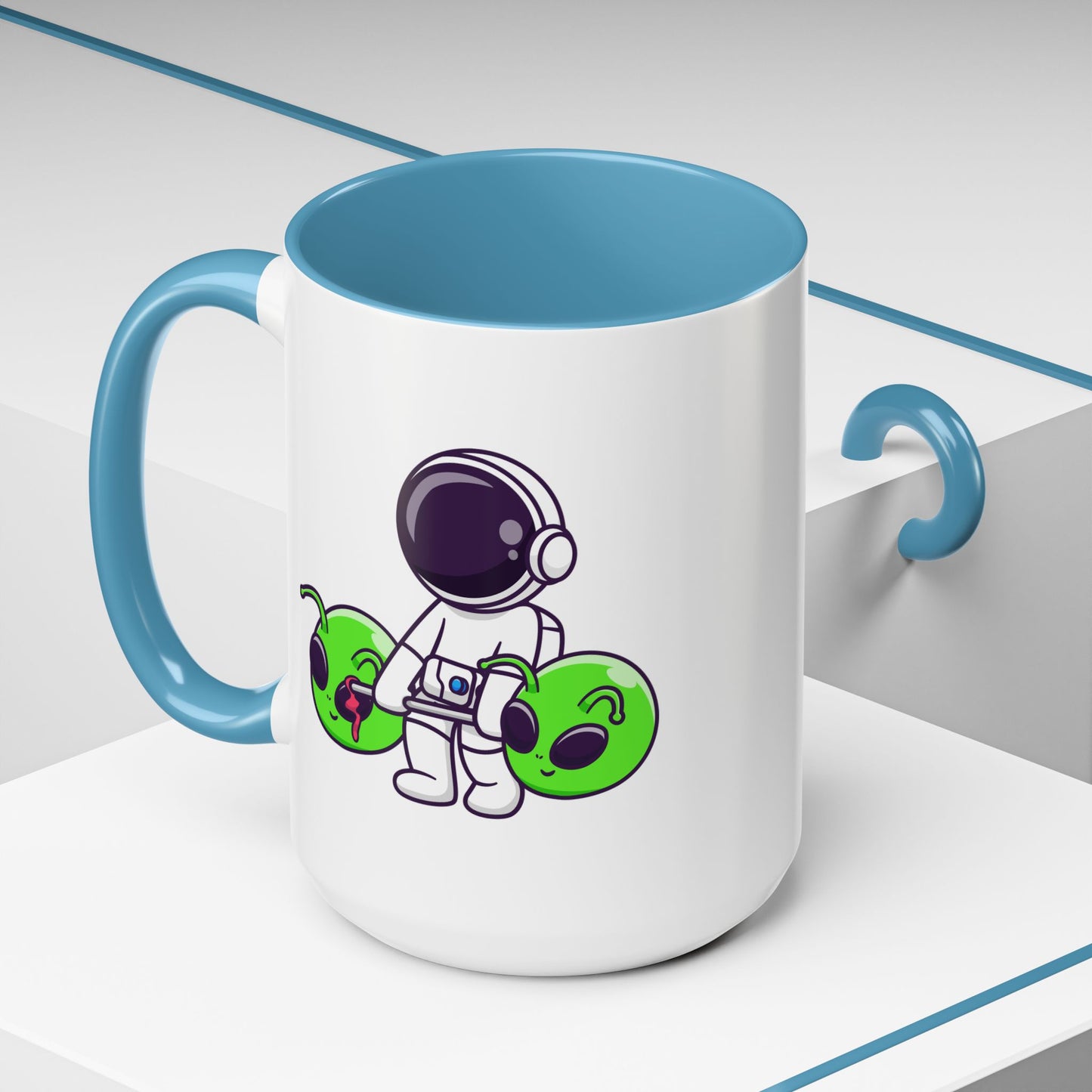 Alien Mug - Astronaut Lifting