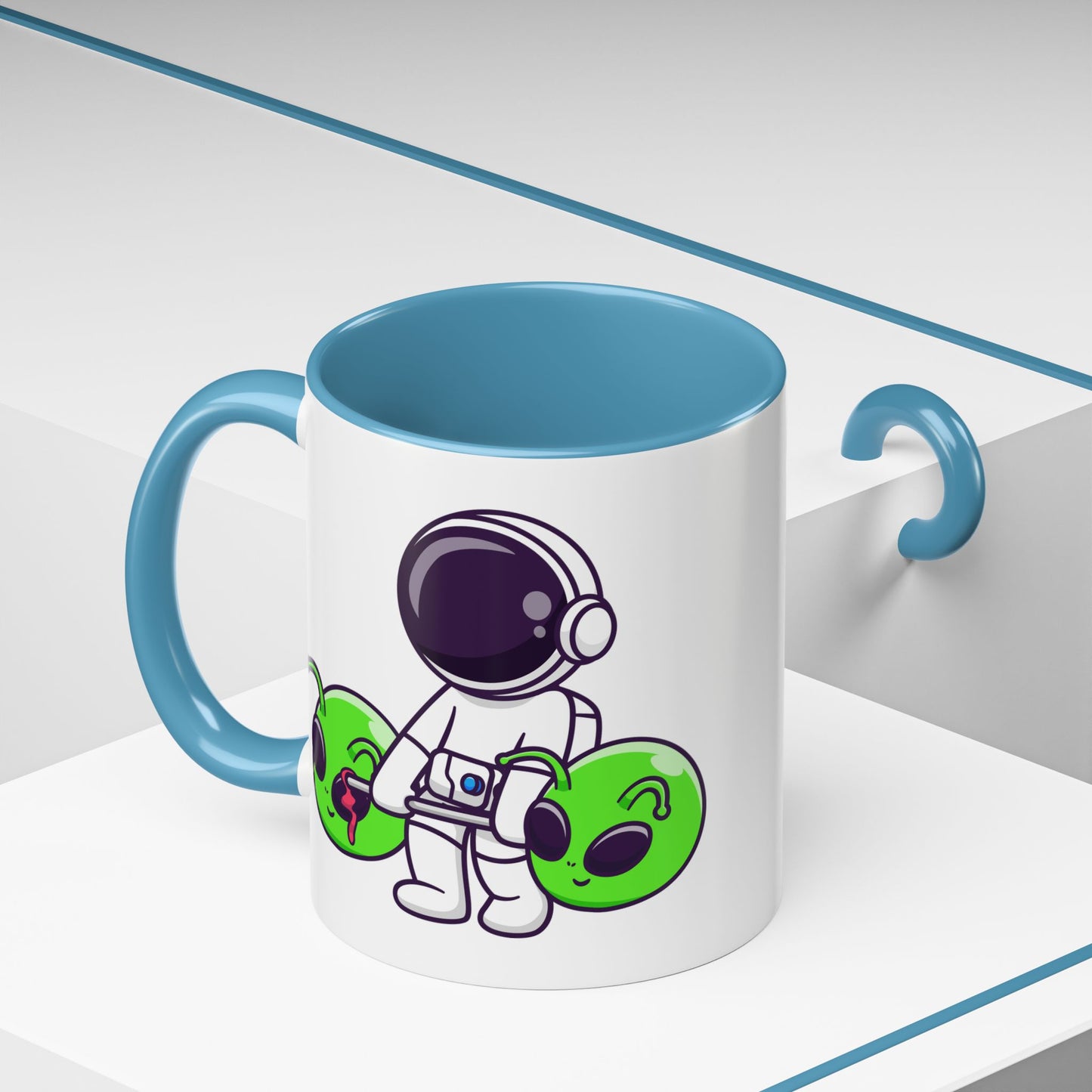 Alien Mug - Astronaut Lifting